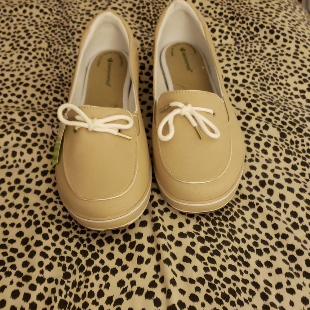 12 XW Grasshoppers Brown Canvas  Flats